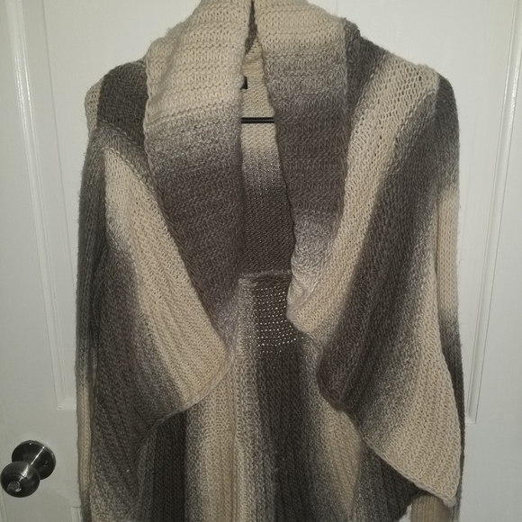 NWT Designer Sweater ElsaAmanda made in Italy - Picture 11 of 16